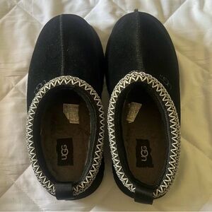 UGG Black Slippers